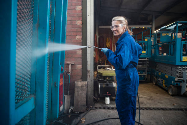 Best Roof Pressure Washing  in Ferndale, PA